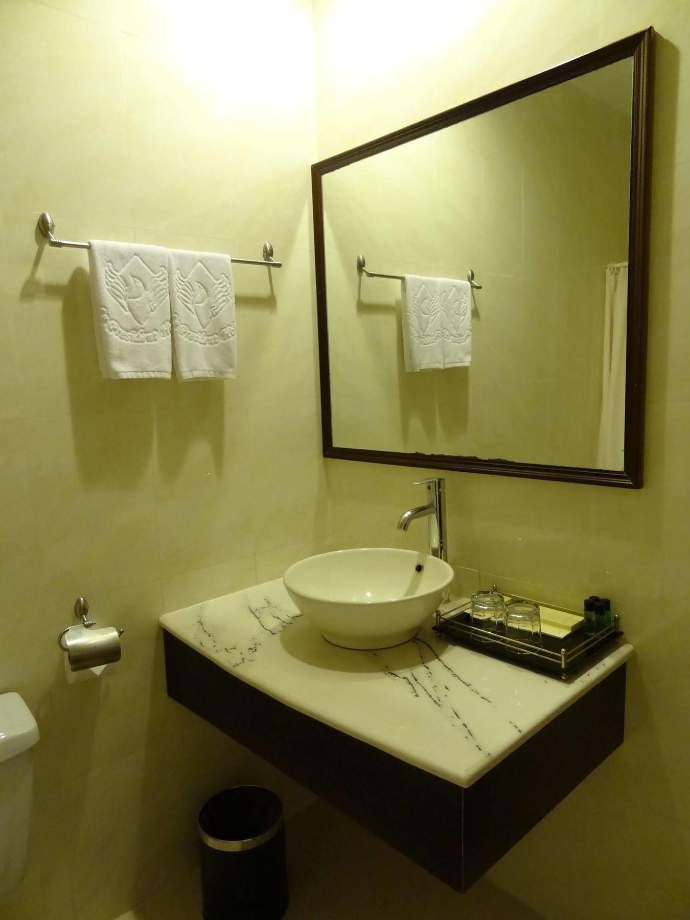Le President Hotel Πνομ Πενχ Εξωτερικό φωτογραφία